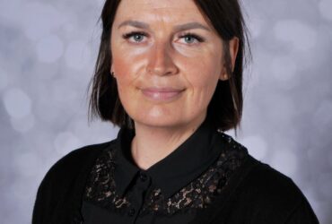 Ms Iola Lloyd-Hughes